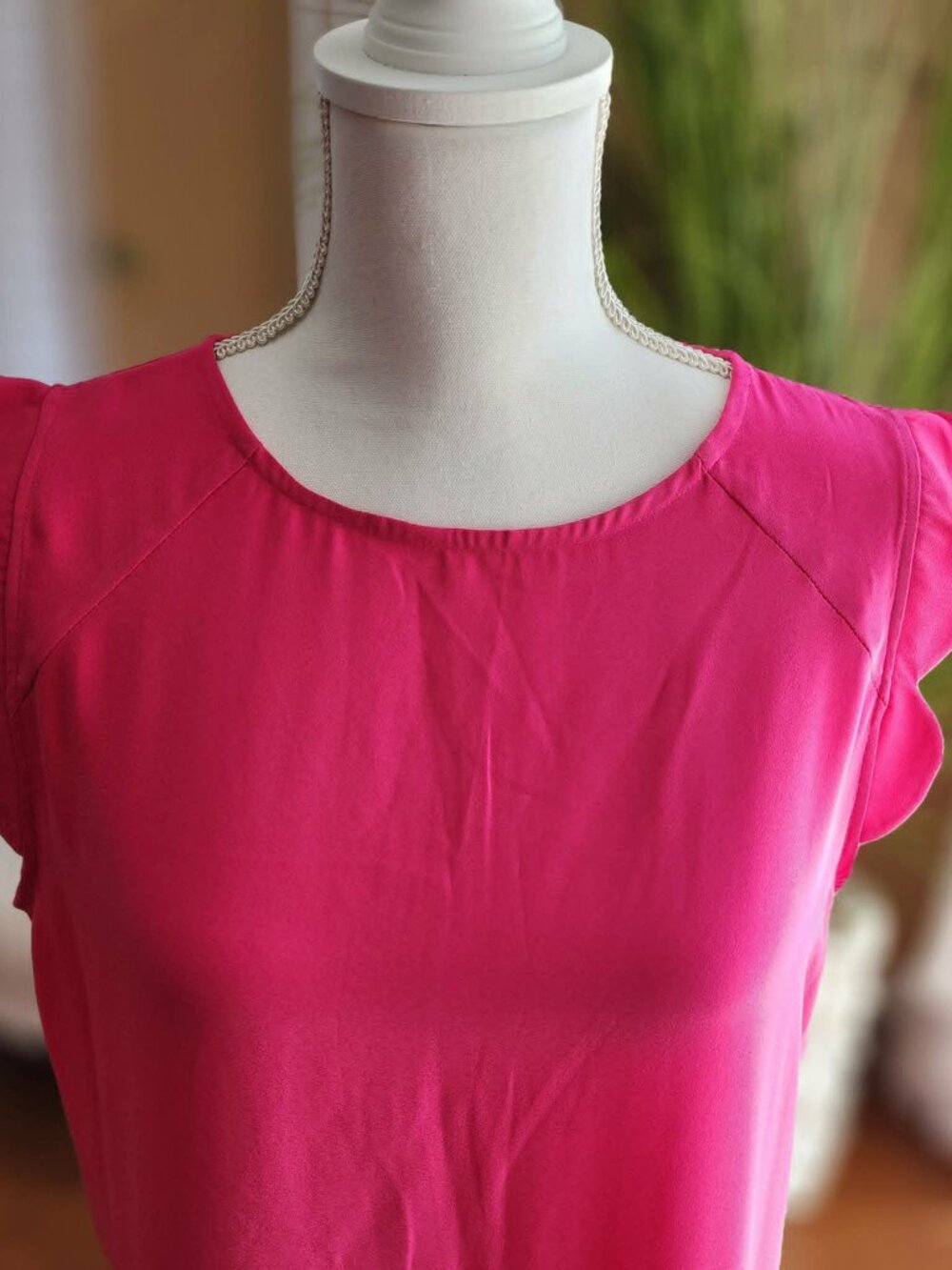 A.N.D. by Andrea Jovine Pink Scallop Sleeve Shift Dress - Picture 4 of 6
